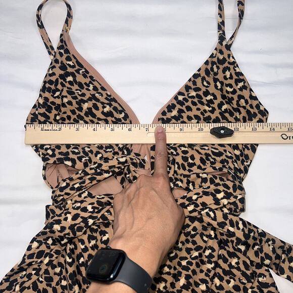 Aerie Swimsuit Size L Leopard Print Wrap One Piece Spaghetti Full Coverage Beach - Picture 6 of 12
